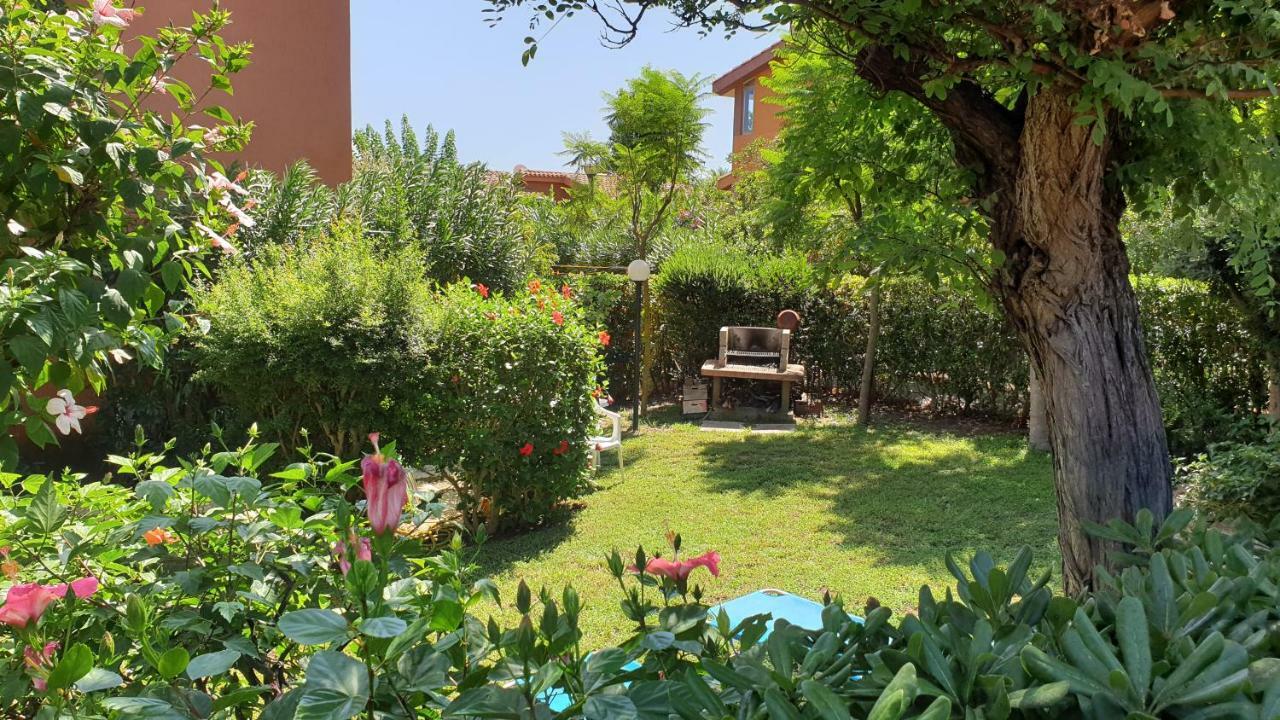 Villa Myricae - Una Terrazza A Due Passi Dal Mare à Costa Rei Extérieur photo